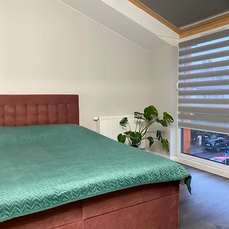 Dwupoziomowe Komfortowe Mieszkanie Krzyki Z Dwiema Lazienkami アパート