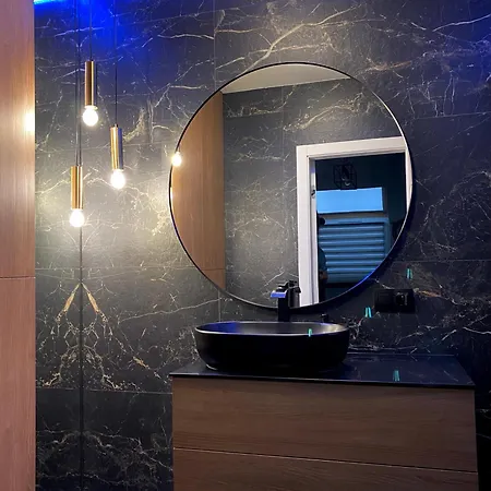 Dwupoziomowe Komfortowe Mieszkanie Krzyki Z Dwiema Lazienkami *