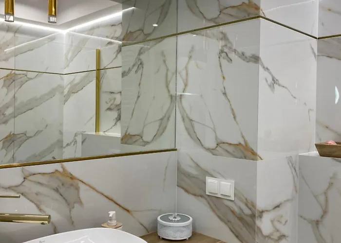 Dwupoziomowe Komfortowe Mieszkanie Krzyki Z Dwiema Lazienkami * Wrocław